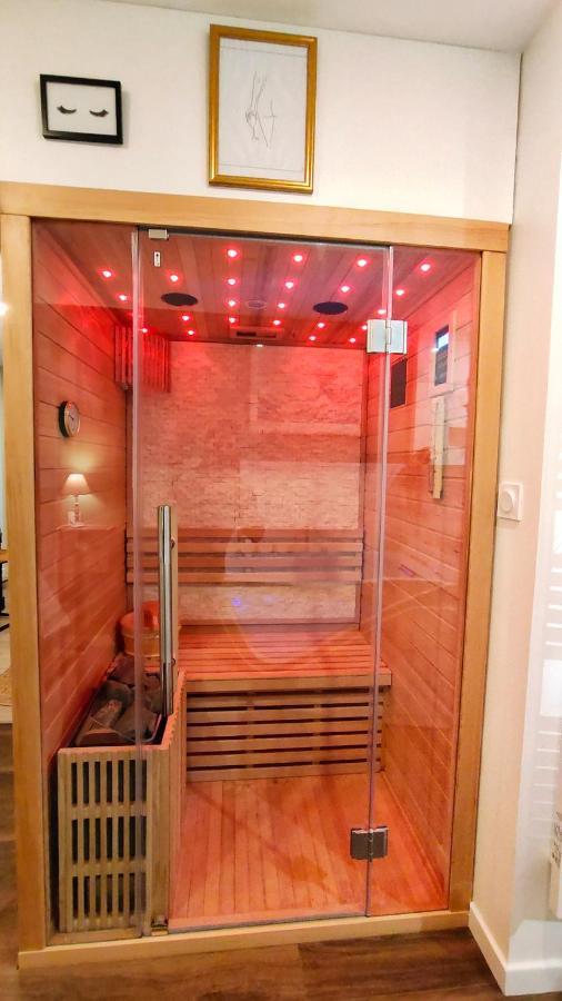 Votre Escale Jungle Sauna & Spa Niort Exterior foto