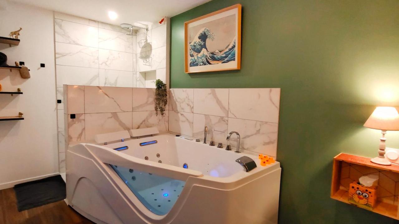 Votre Escale Jungle Sauna & Spa Niort Exterior foto